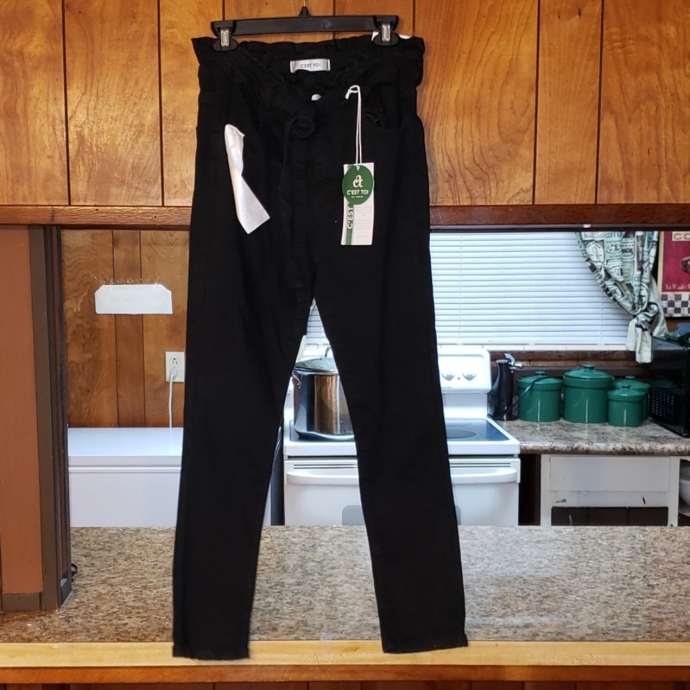 Women's Jeans.